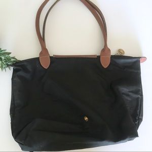 Longchamp Bags - Longchamp Black Le Pliage Tote Bag Longchamp Bags - Longchamp Black Le Pliage Tote Bag